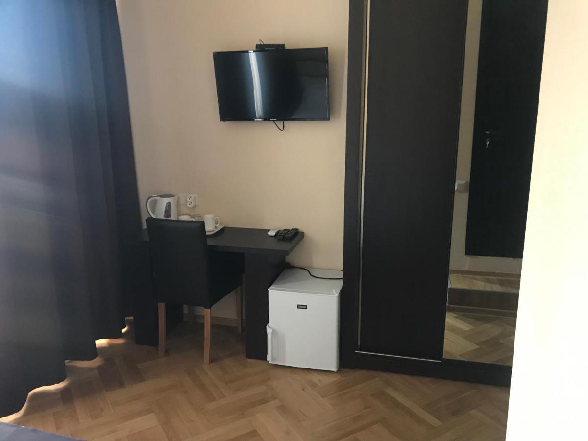Family Guest House Tbilisi Exteriör bild
