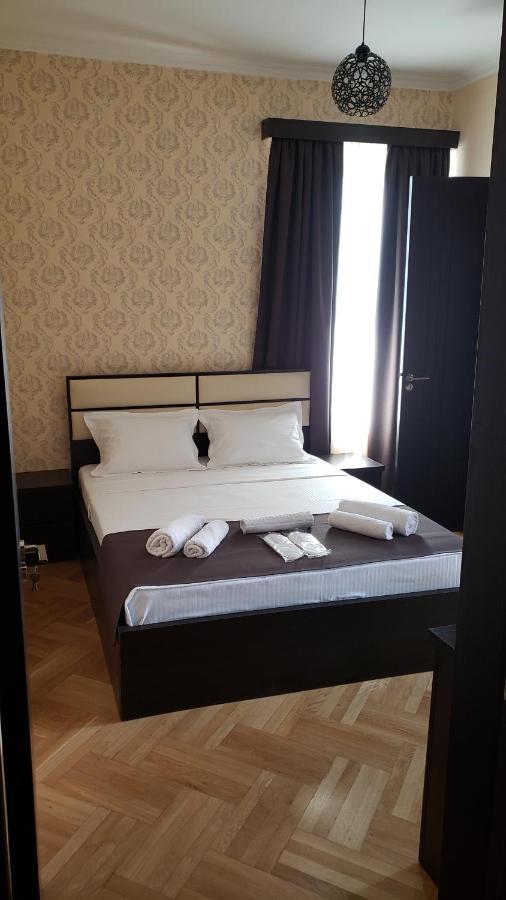 Family Guest House Tbilisi Exteriör bild