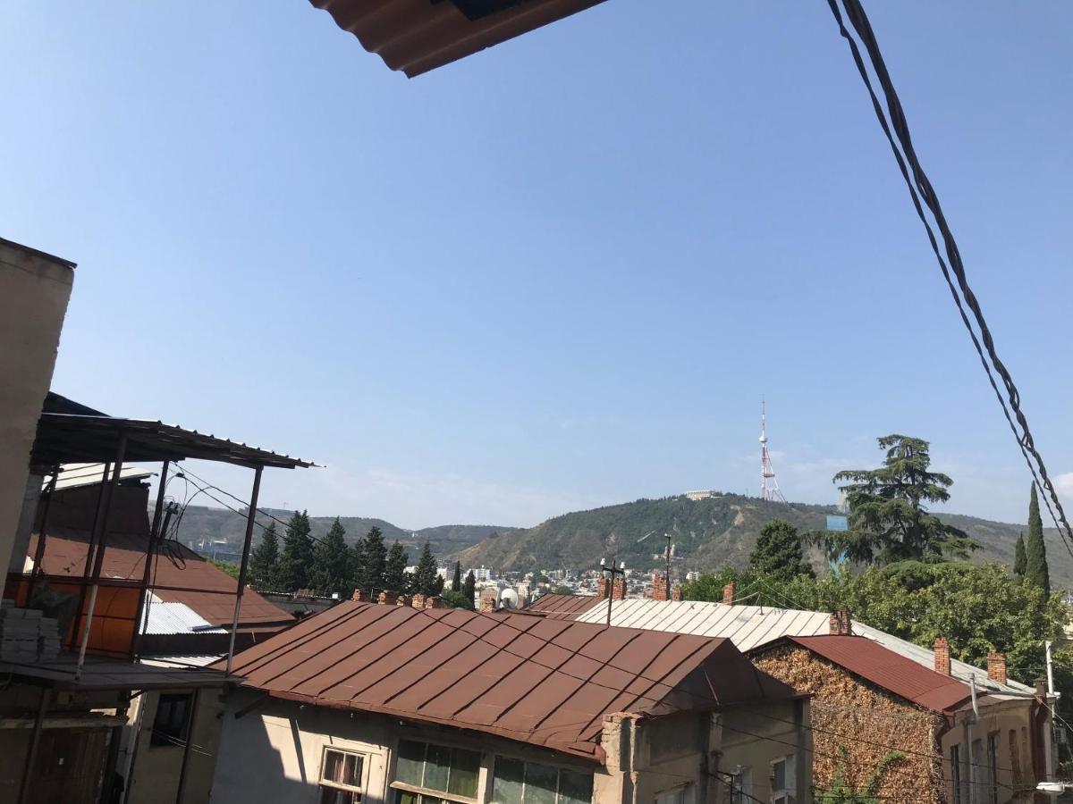 Family Guest House Tbilisi Exteriör bild