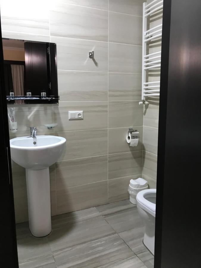Family Guest House Tbilisi Exteriör bild