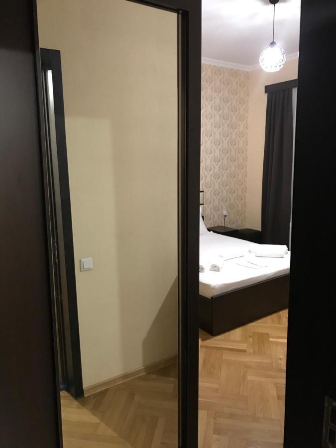 Family Guest House Tbilisi Exteriör bild